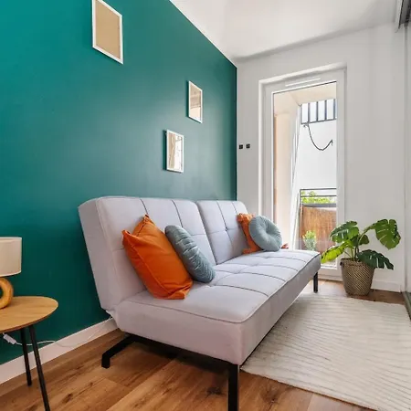 Indigo Premium 2 Bedroom With Parking 波兹南